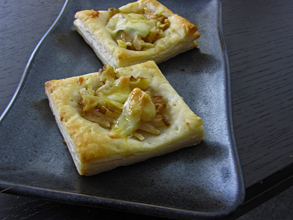 Pears, Gorgonzola, and Walnuts Grace This Puff Pastry, But the real star is the eco.love riesling caramel1 Pears, Gorgonzola, and Walnuts Grace This Puff Pastry, But the real star is the eco.love riesling caramel