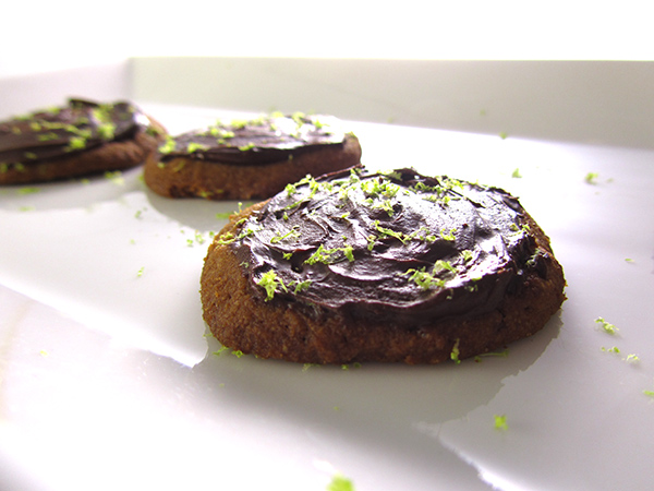 Gluten Free Vegan Cookies with Chocolate Frosting + Newtree Chocolate Giveaway Gluten Free Vegan Cookies with Chocolate Frosting + Newtree Chocolate Giveaway